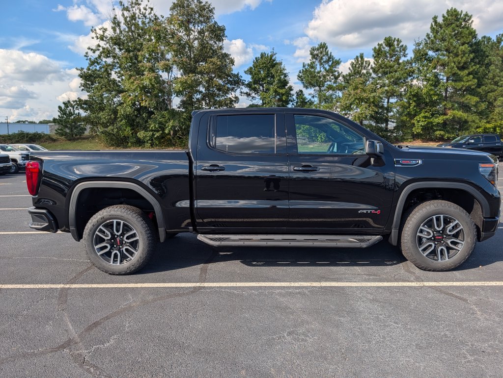 New 2026 GMC Sierra 1500 AT4 w/ AT4 Premium Package AWD/4WD image 22