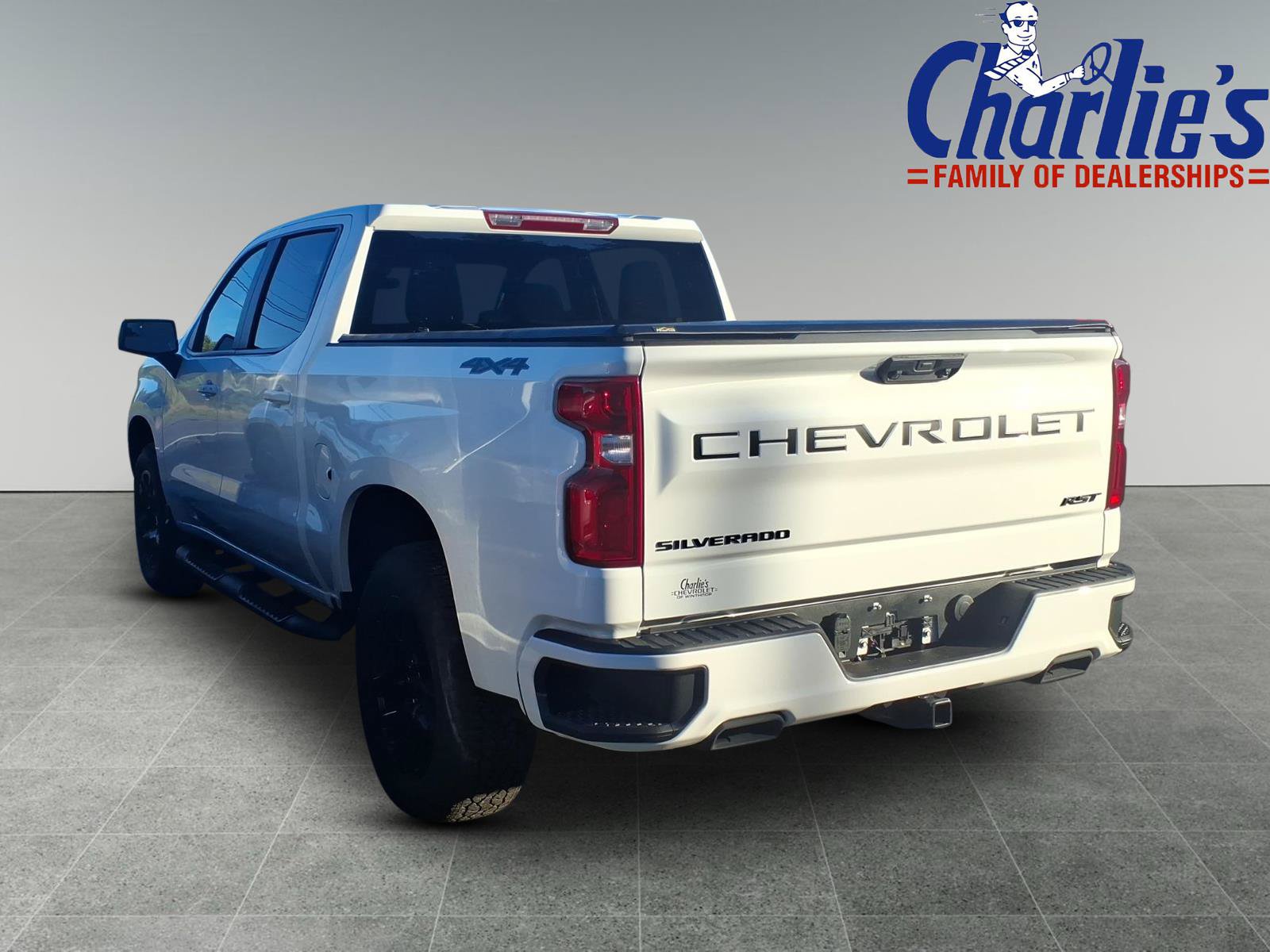 New 2026 Chevrolet Silverado 1500 RST w/ Dark Appearance Package AWD/4WD image 5