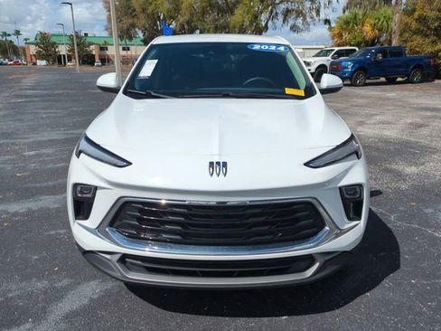 Used 2024 Buick Encore GX Preferred image 3