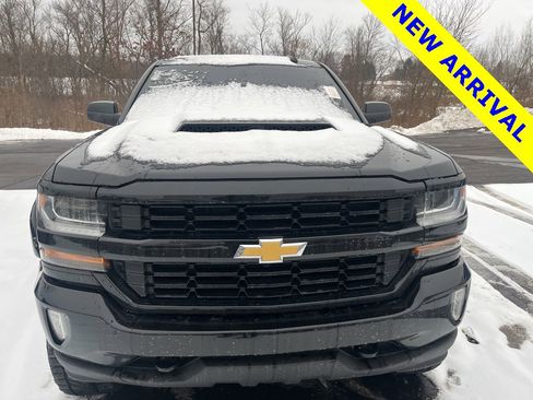 Used 2017 Chevrolet Silverado 1500 LT w/ All Star Edition image 2