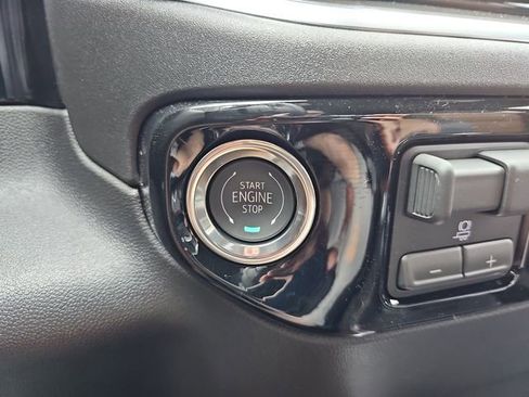 New 2026 Chevrolet Silverado 1500 High Country w/ Technology Package AWD/4WD image 17