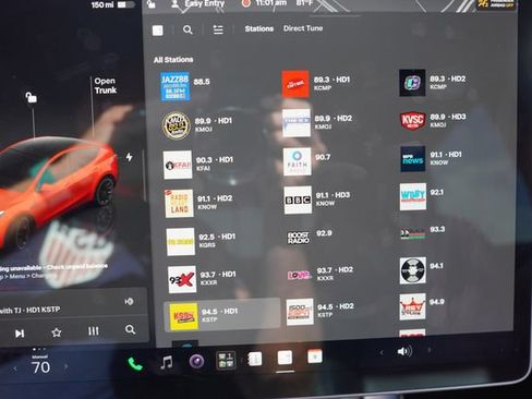 Used 2023 Tesla Model Y Long Range AWD/4WD image 26