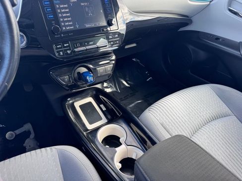 Used 2016 Toyota Prius Three w/ Advanced Technology Package FWD image 28