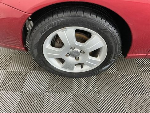 Used 2003 Ford Focus ZTS image 24