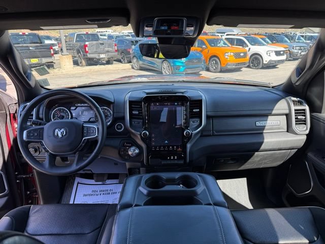 Used 2025 RAM 1500 Laramie AWD/4WD image 32
