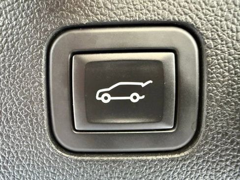 Used 2023 Chevrolet Tahoe High Country image 57