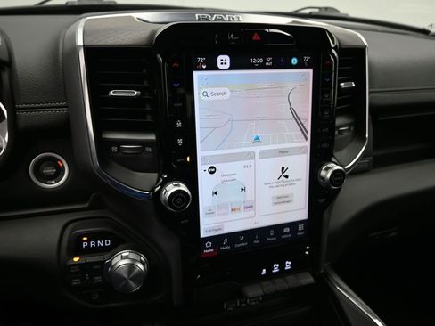 Used 2025 RAM 1500 Laramie image 16