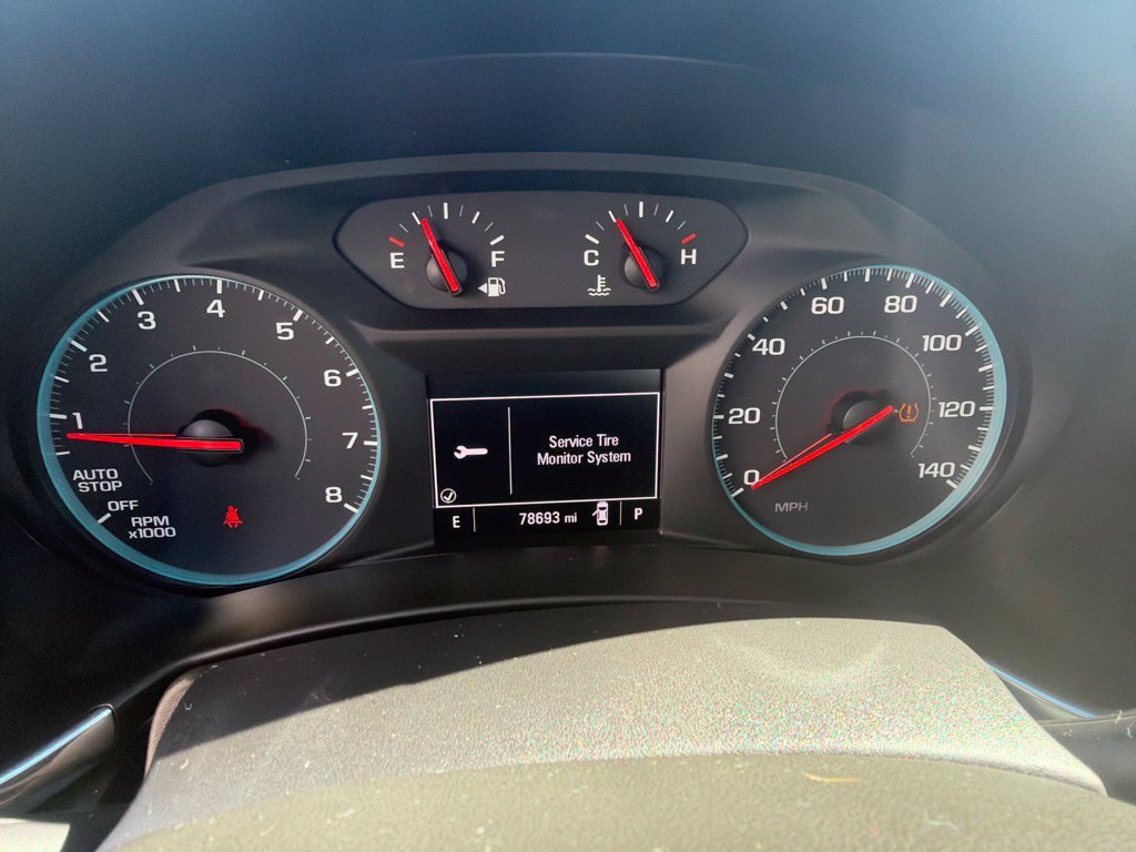 Used 2018 Chevrolet Equinox LT FWD image 25
