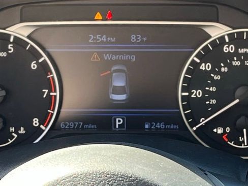 Used 2024 Nissan Altima 2.5 SV image 12