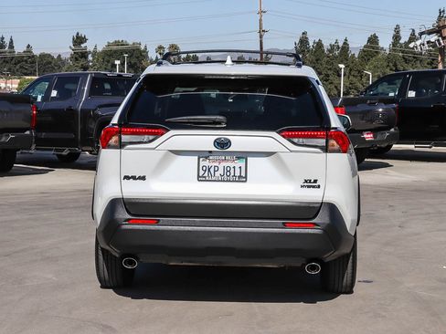 Used 2024 Toyota RAV4 XLE Premium w/ Weather Package AWD/4WD image 6