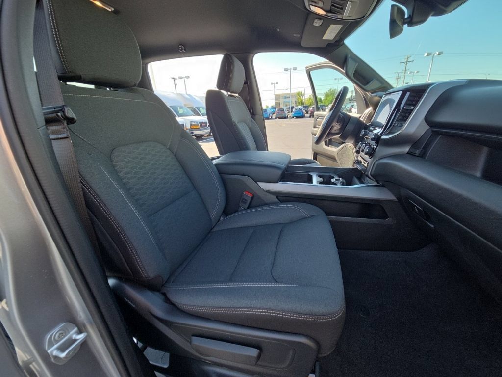Used 2026 RAM 1500 Big Horn AWD/4WD image 24