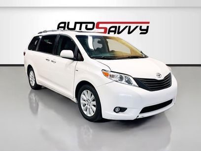 Used 2017 Toyota Sienna AWD