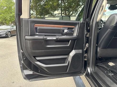 Used 2018 RAM 3500 Laramie AWD/4WD image 36