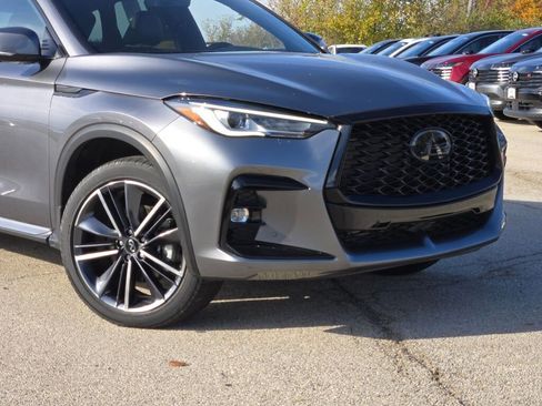 Used 2024 INFINITI QX50 Sport image 3