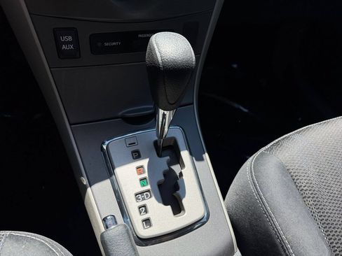 Used 2013 Toyota Corolla S FWD image 24