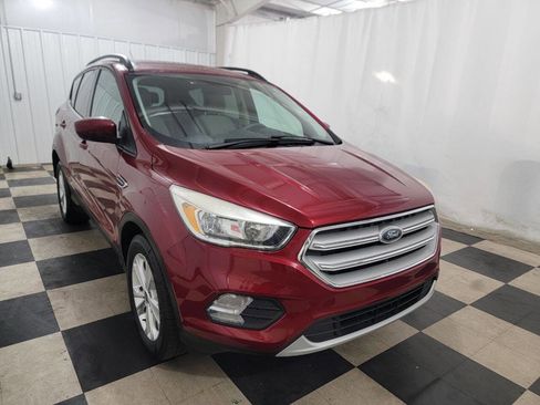 Used 2018 Ford Escape SE FWD image 4