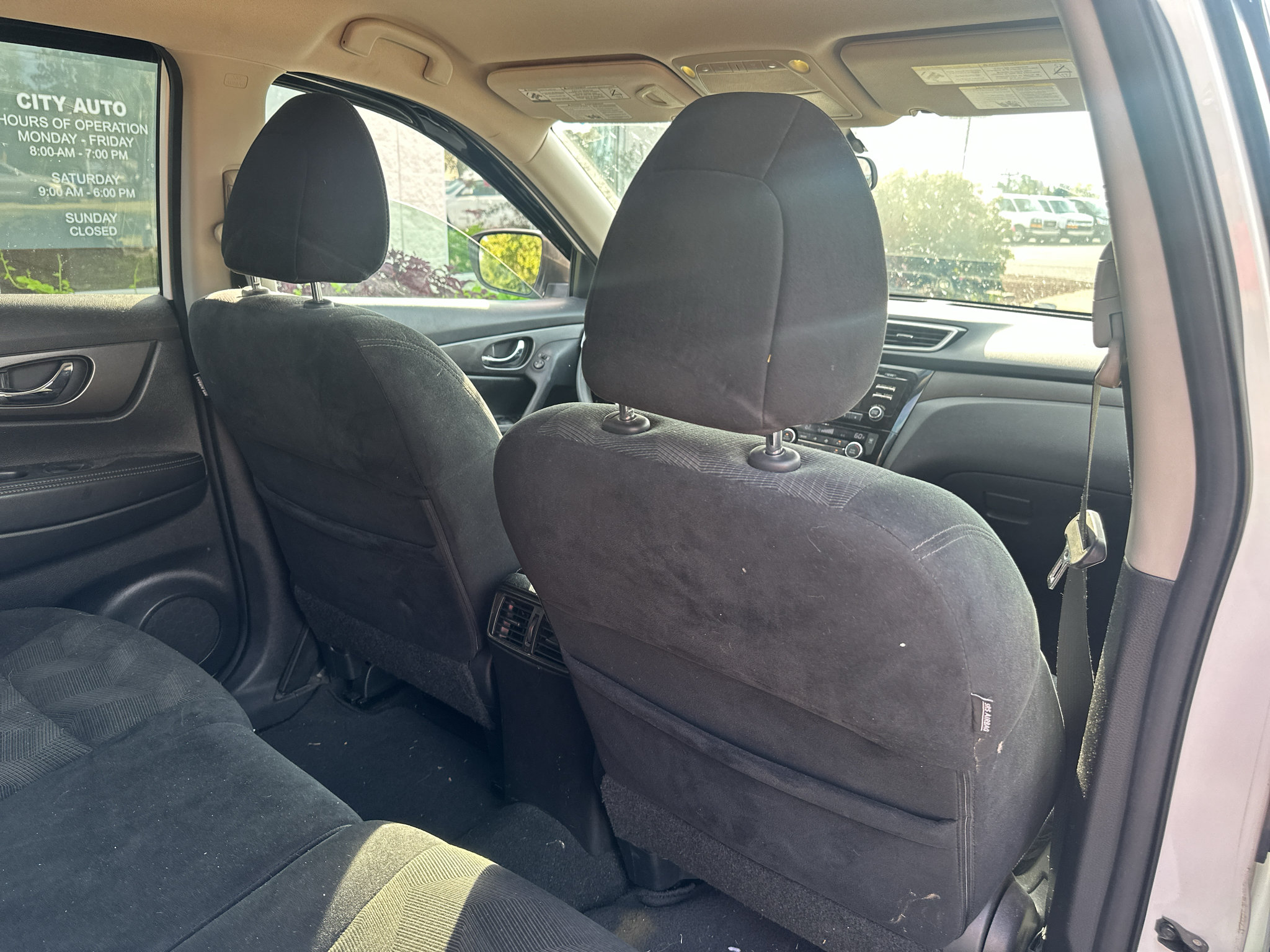 Used 2015 Nissan Rogue SV FWD image 14