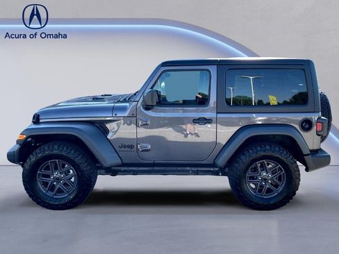 Used 2025 Jeep Wrangler Sport AWD/4WD image 1
