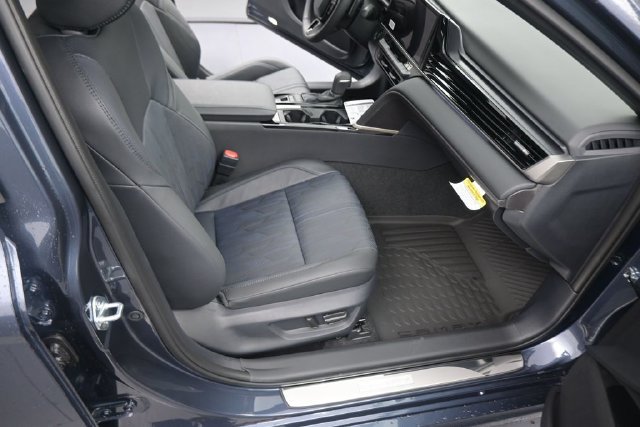 Used 2026 Toyota Camry XSE FWD image 14