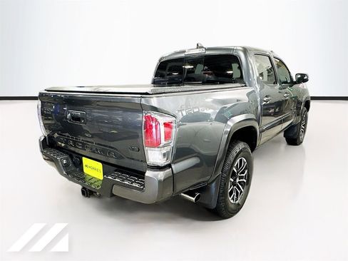 Used 2023 Toyota Tacoma TRD Sport AWD/4WD image 4
