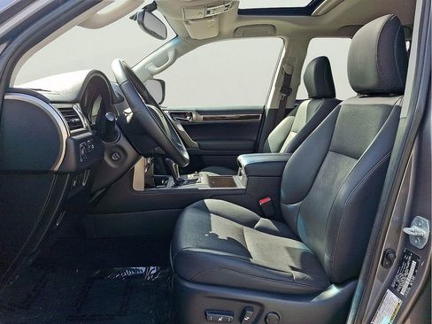 Used 2017 Lexus GX 460 AWD/4WD image 22