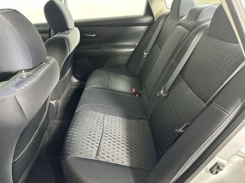 Used 2016 Nissan Altima 2.5 S w/ Power Driver Seat Package FWD image 25