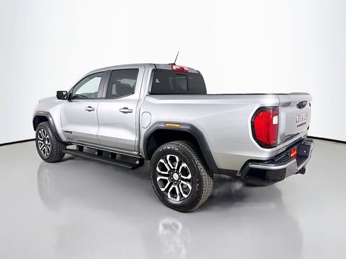 Used 2024 GMC Canyon AT4 w/ AT4 Premium Package AWD/4WD image 6