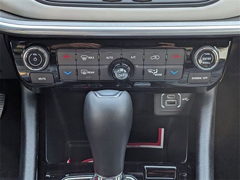 New 2025 Jeep Compass Limited w/ Sun & Sound Group image 15