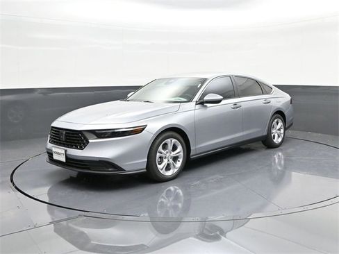 New 2025 Honda Accord LX image 1