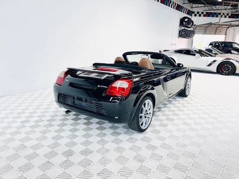 Used 2002 Toyota MR2 RWD image 33