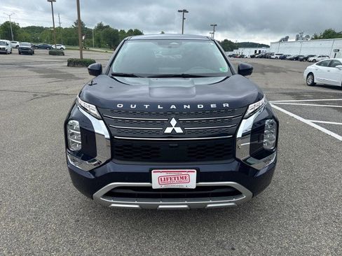 Used 2022 Mitsubishi Outlander SE image 5