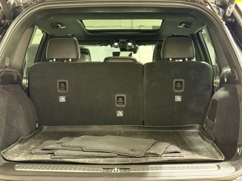 Used 2023 Jeep Grand Cherokee Overland w/ Advanced Protech Group III image 41