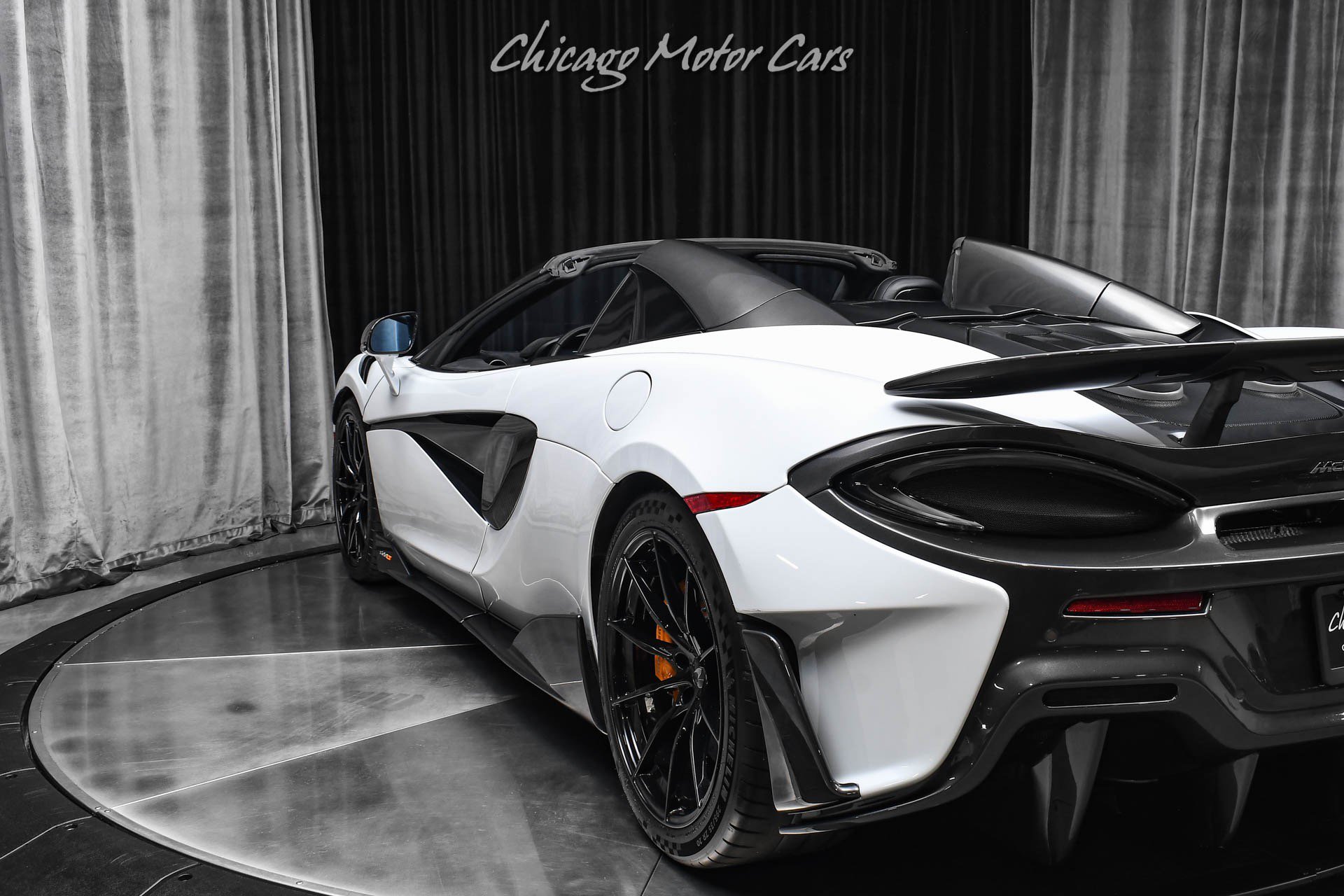 Used 2020 McLaren 600LT Spider RWD image 44