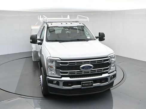 New 2025 Ford F550 2WD Regular Cab Super Duty image 40
