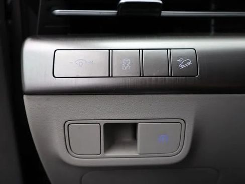 Used 2024 Hyundai Kona SEL FWD image 22