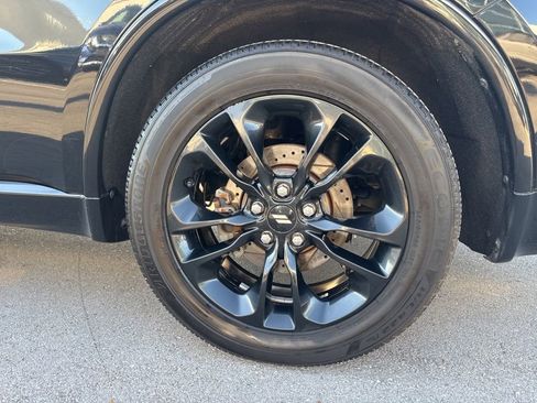 Used 2020 Dodge Durango R/T w/ Technology Group RWD image 28