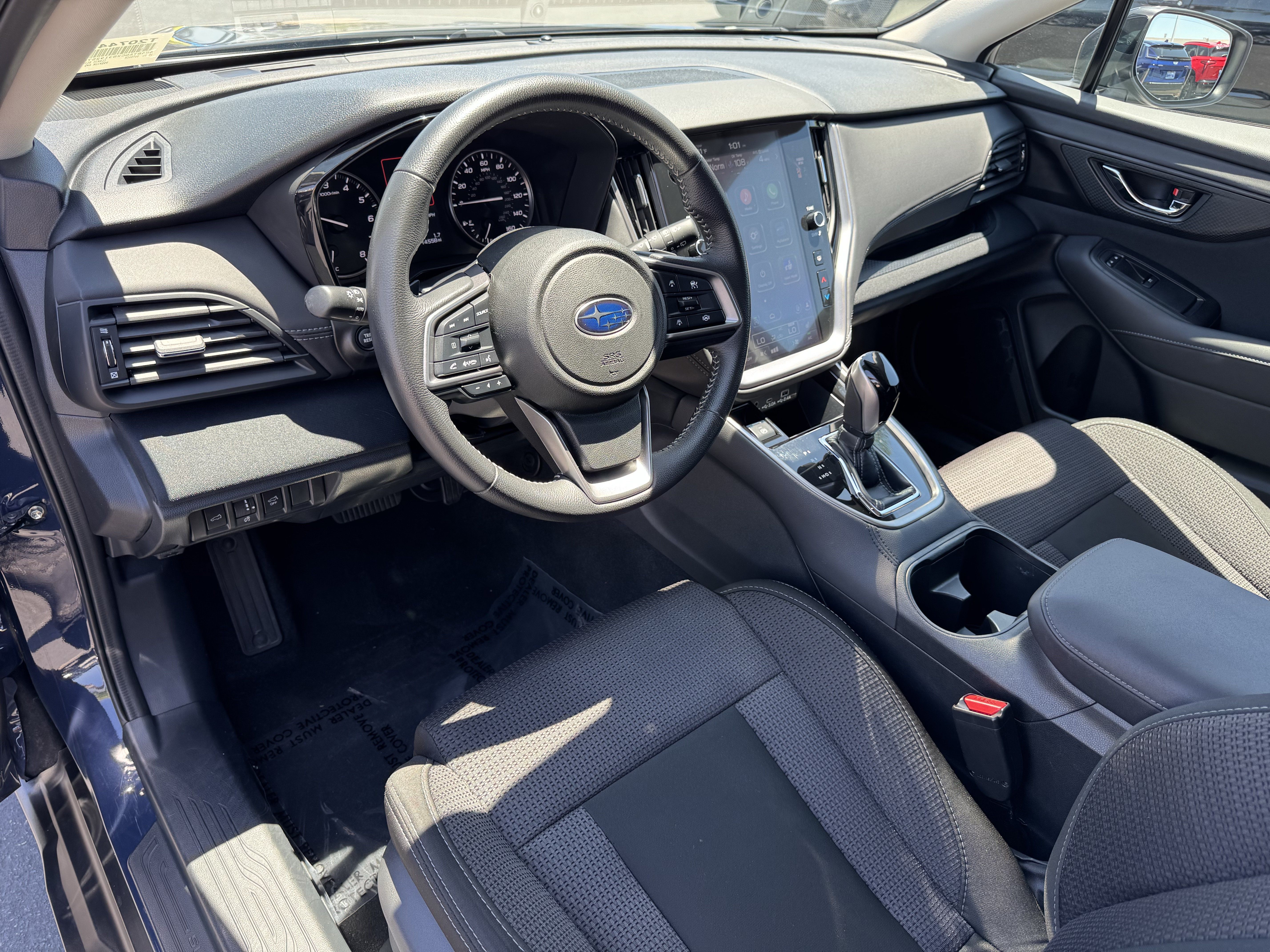 Used 2025 Subaru Outback Premium AWD/4WD image 15
