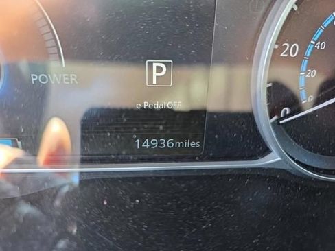 Used 2025 Nissan Leaf S FWD image 6