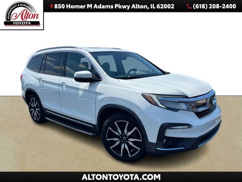 Used 2021 Honda Pilot Touring image 1