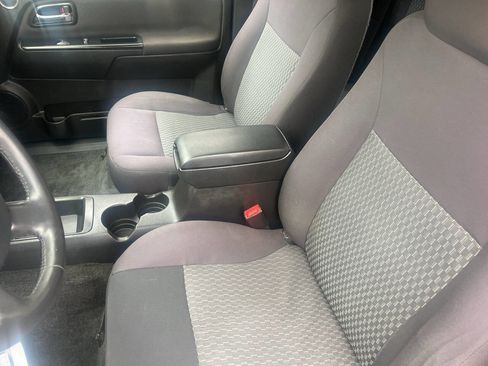 Used 2012 GMC Canyon SLE image 24