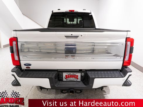 Used 2024 Ford F250 Platinum w/ Tremor Off-Road Package AWD/4WD image 4
