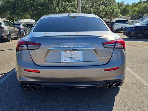 Used 2022 Maserati Ghibli GT image 6