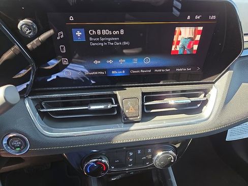 New 2026 Chevrolet TrailBlazer ACTIV FWD image 11
