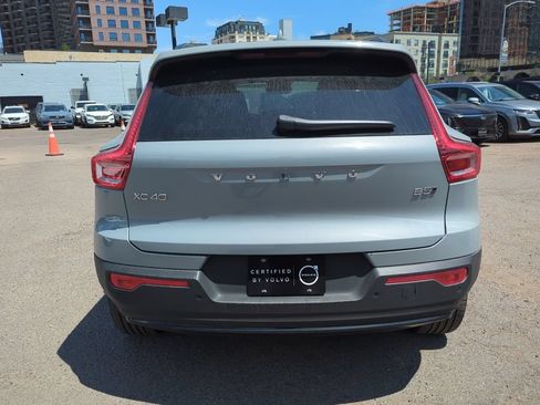Used 2026 Volvo XC40 B5 Plus AWD/4WD image 6