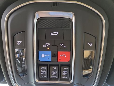 New 2026 Jeep Grand Cherokee L Summit AWD/4WD image 35