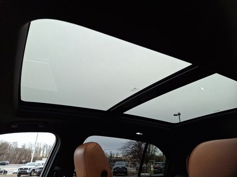 Used 2020 Cadillac XT4 Premium Luxury image 14