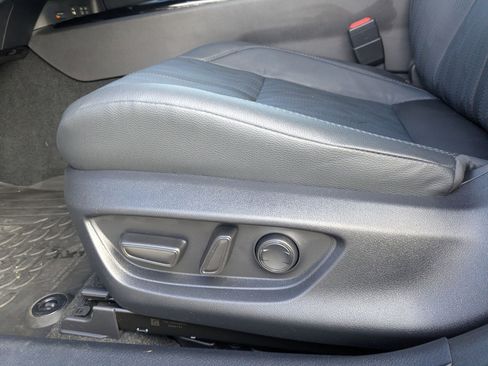 Used 2025 Toyota Camry XSE image 29