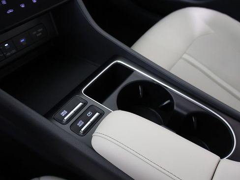 Used 2025 Hyundai Sonata SEL FWD image 50