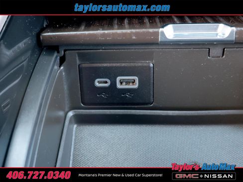 Used 2023 GMC Yukon XL Denali w/ Advanced Technology Package AWD/4WD image 31