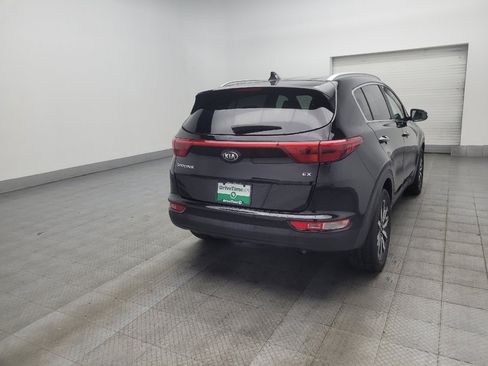 Used 2018 Kia Sportage EX FWD image 9